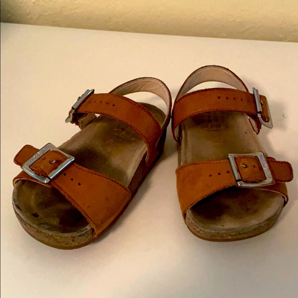Clarks toddler sandals, size 8